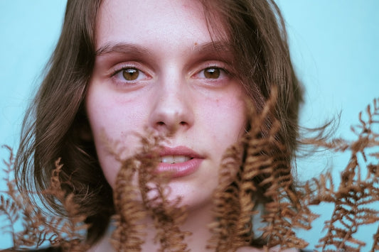 Rosmarinöl für natürliche Haarstärkung und gesundes Haarwachstum - Luxuriöse Haarpflege
